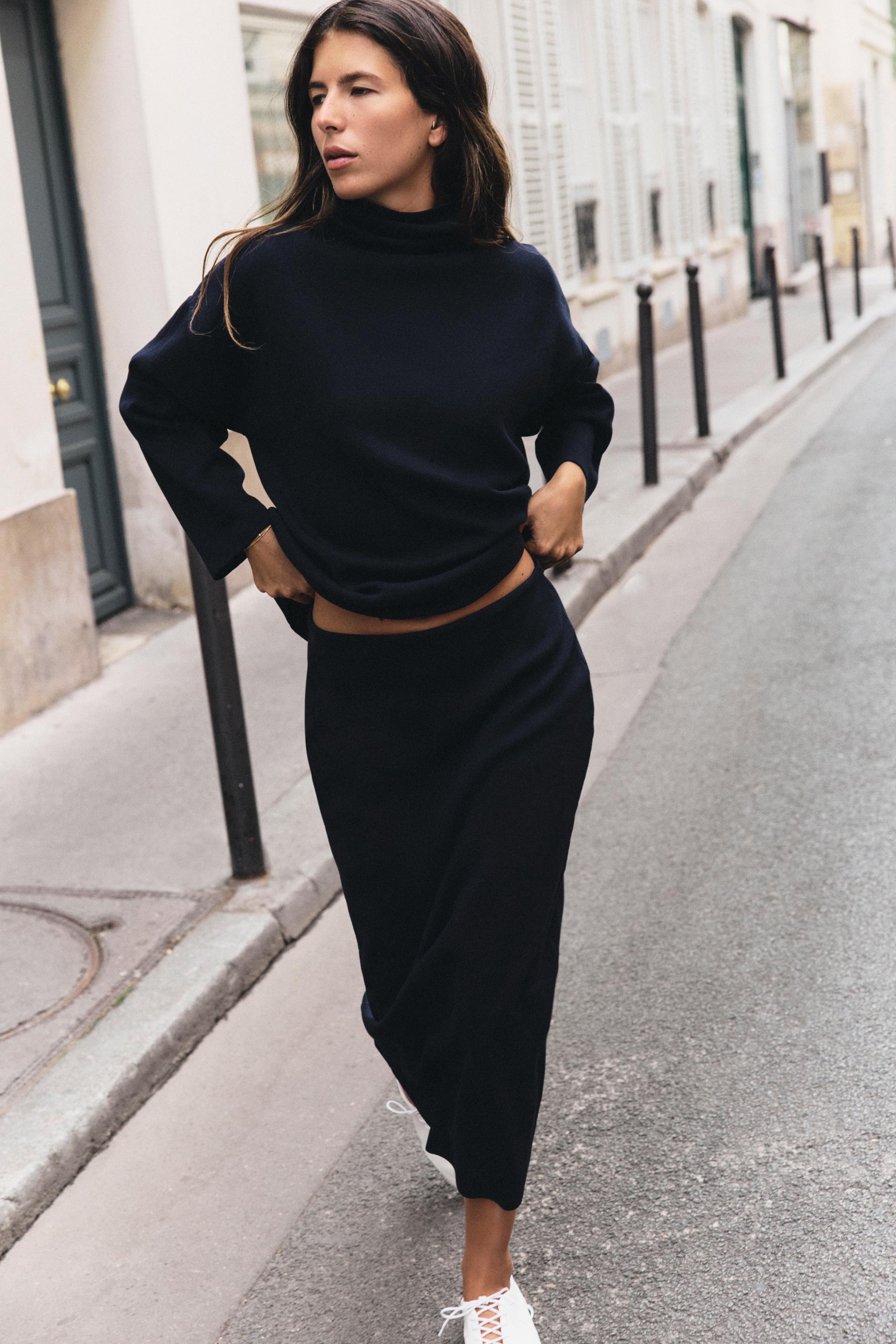 ELASTIC WAIST MIDI KNIT SKIRT thumbnail 3