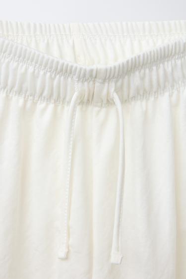 PANTALON FLUIDE À JAMBES LARGES - Écru de Zara - Image 2