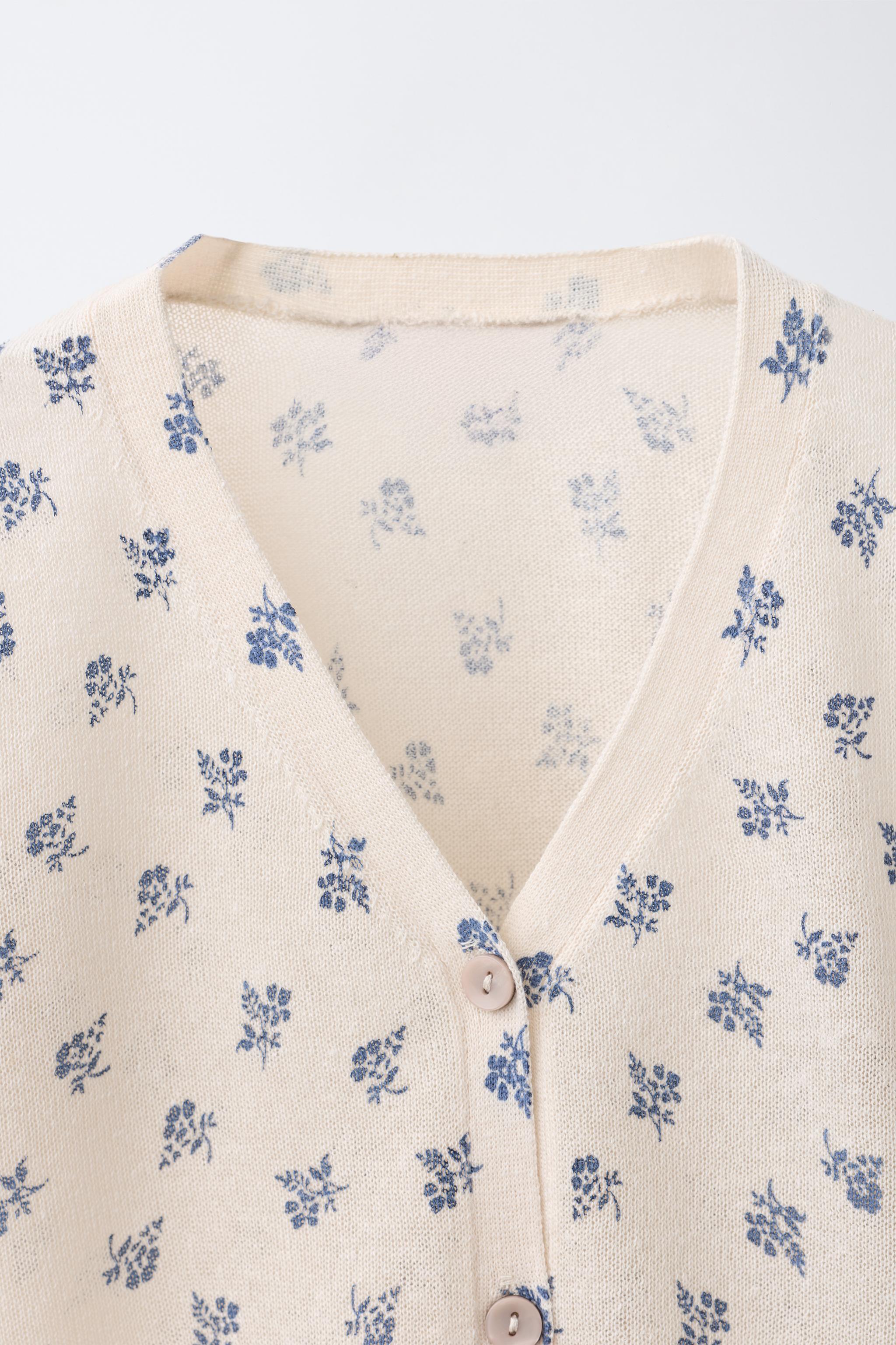 FLORAL KNIT TOP