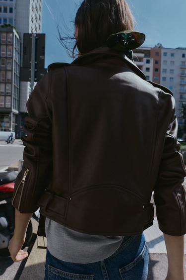 VESTE DE MOTARD EN MATIÈRE SYNTHÉTIQUE - Marron de Zara - Image 1