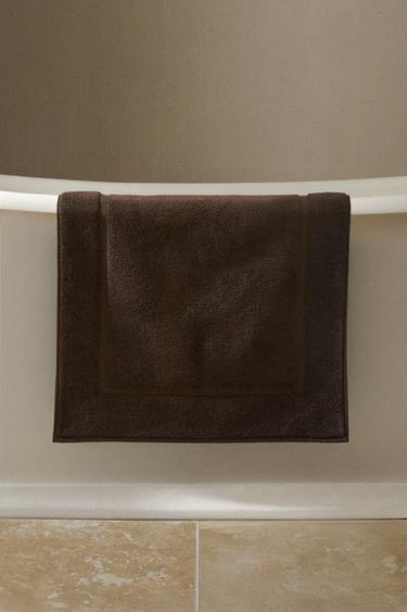 Zaras HALKFRI BADRUMSMATTA I MJUK FROTTÉ - Mörkbrun