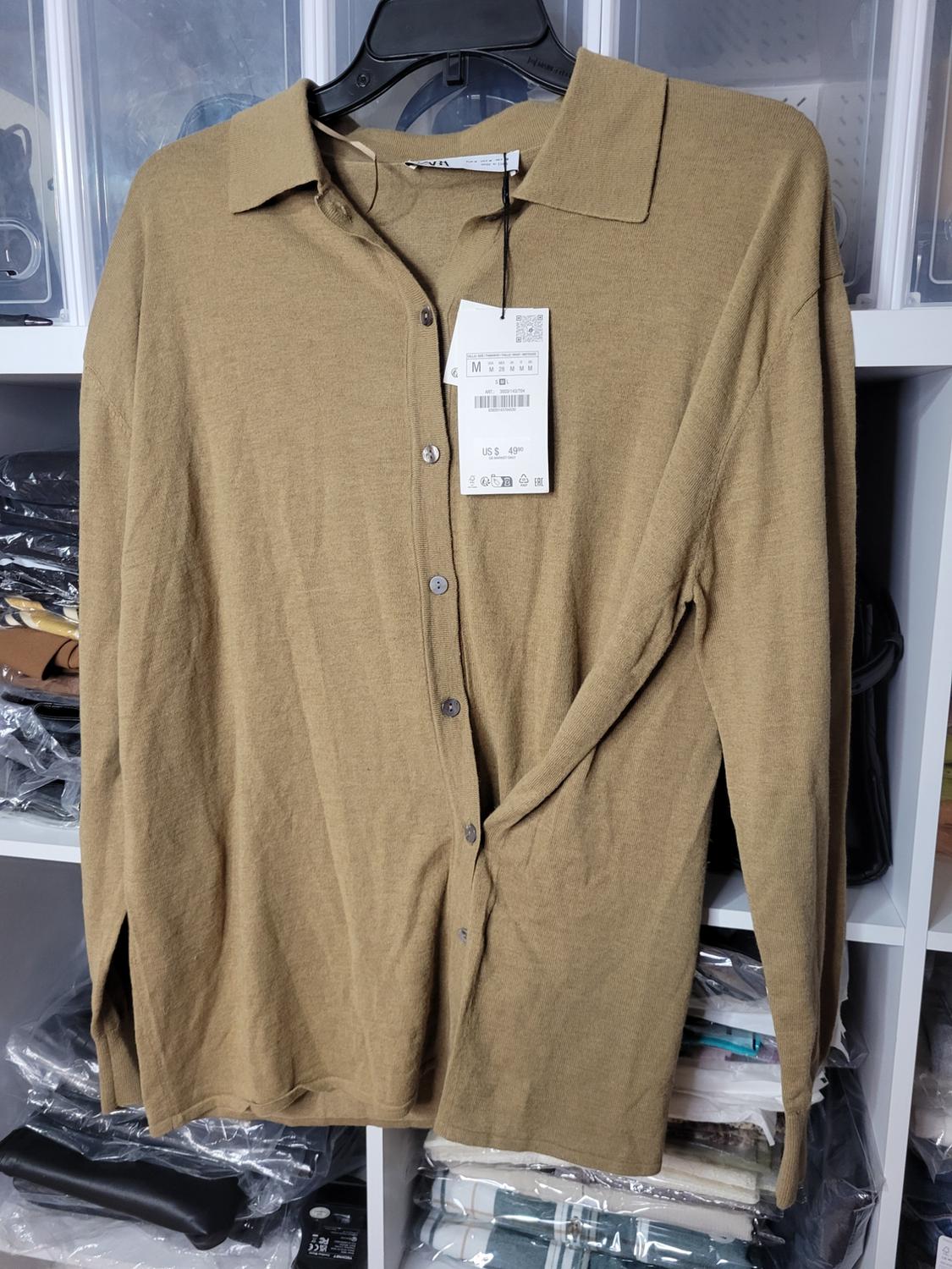 SIDE BUTTONED KNIT CARDIGAN