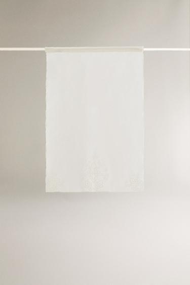 GENNEMSIGTIGT GARDIN I HØR MED BRODERI (PAKKE MED 2) - elfenben fra Zara