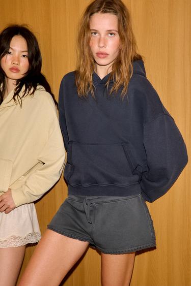 SWEAT À CAPUCHE EFFET DÉLAVÉ - Bleu de Zara - Image 4