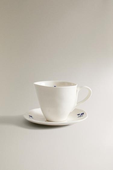 FLORAL PORCELAIN MUG AND SAUCER - White / Navy by Zara