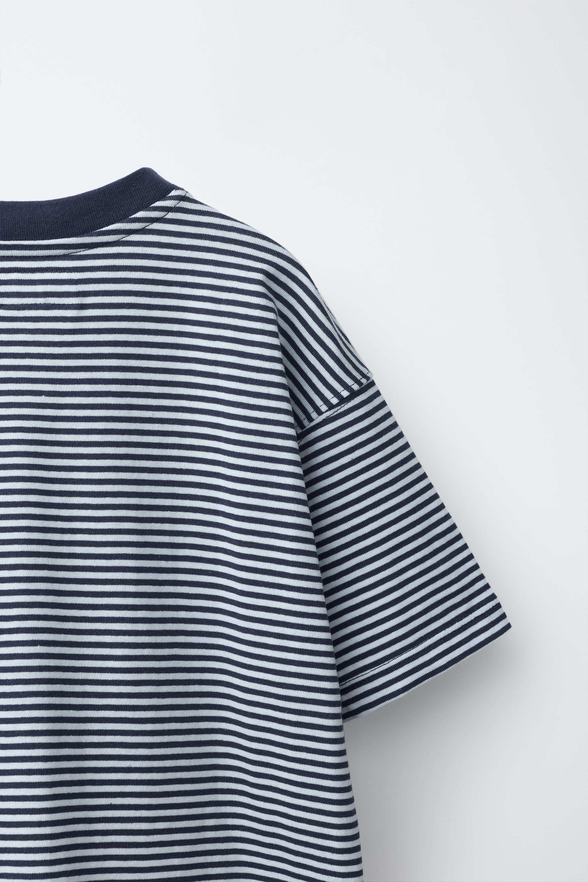 STRIPED PRINT T-SHIRT