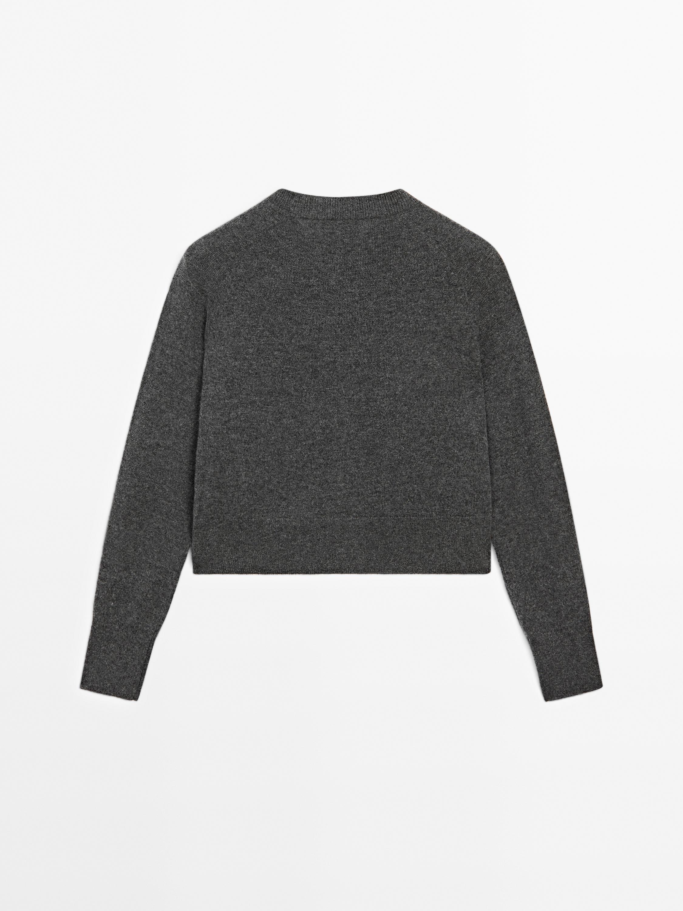 100% cashmere long sleeve cardigan