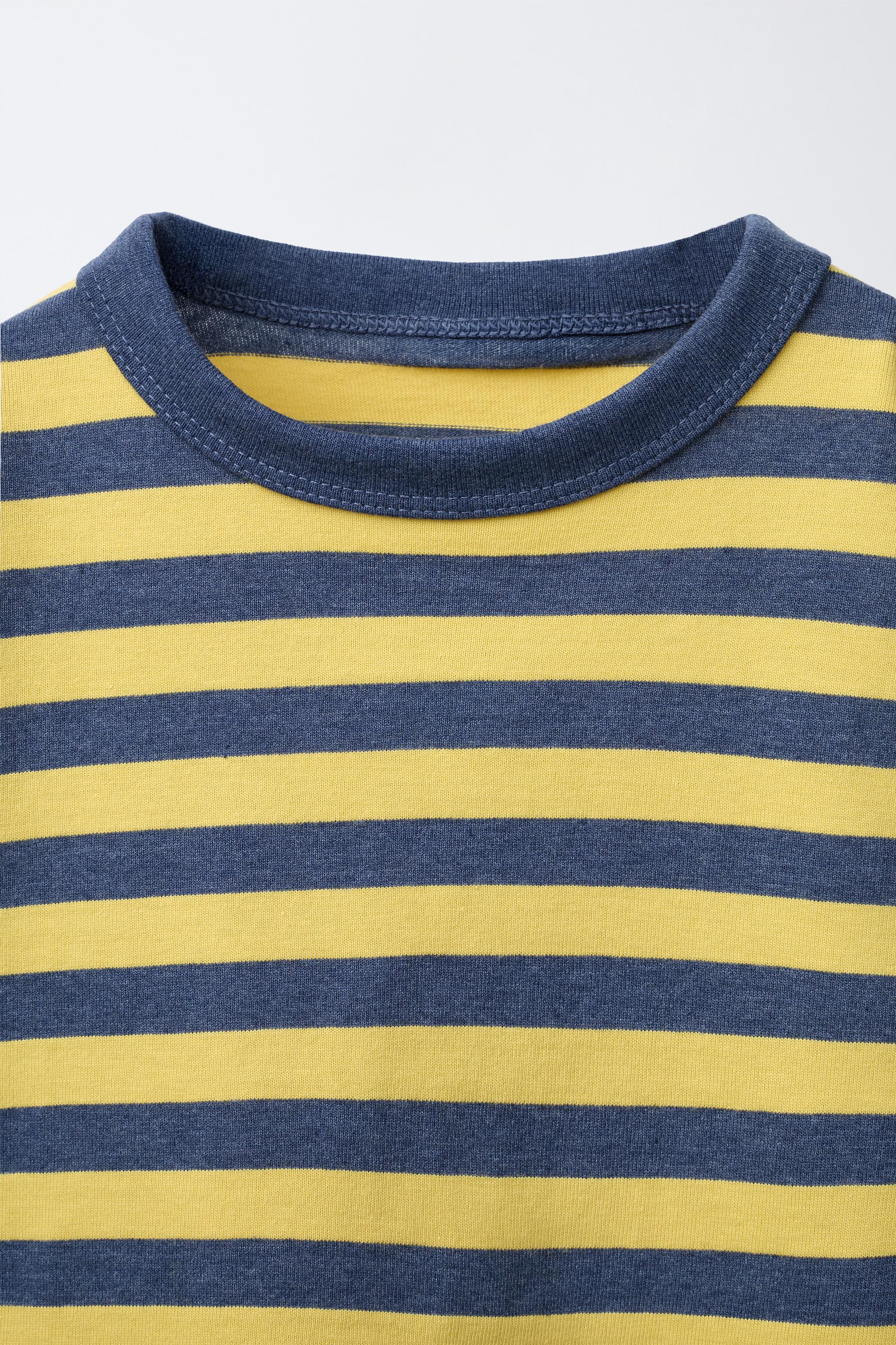 T-SHIRT IMPRIMÉ À RAYURES
