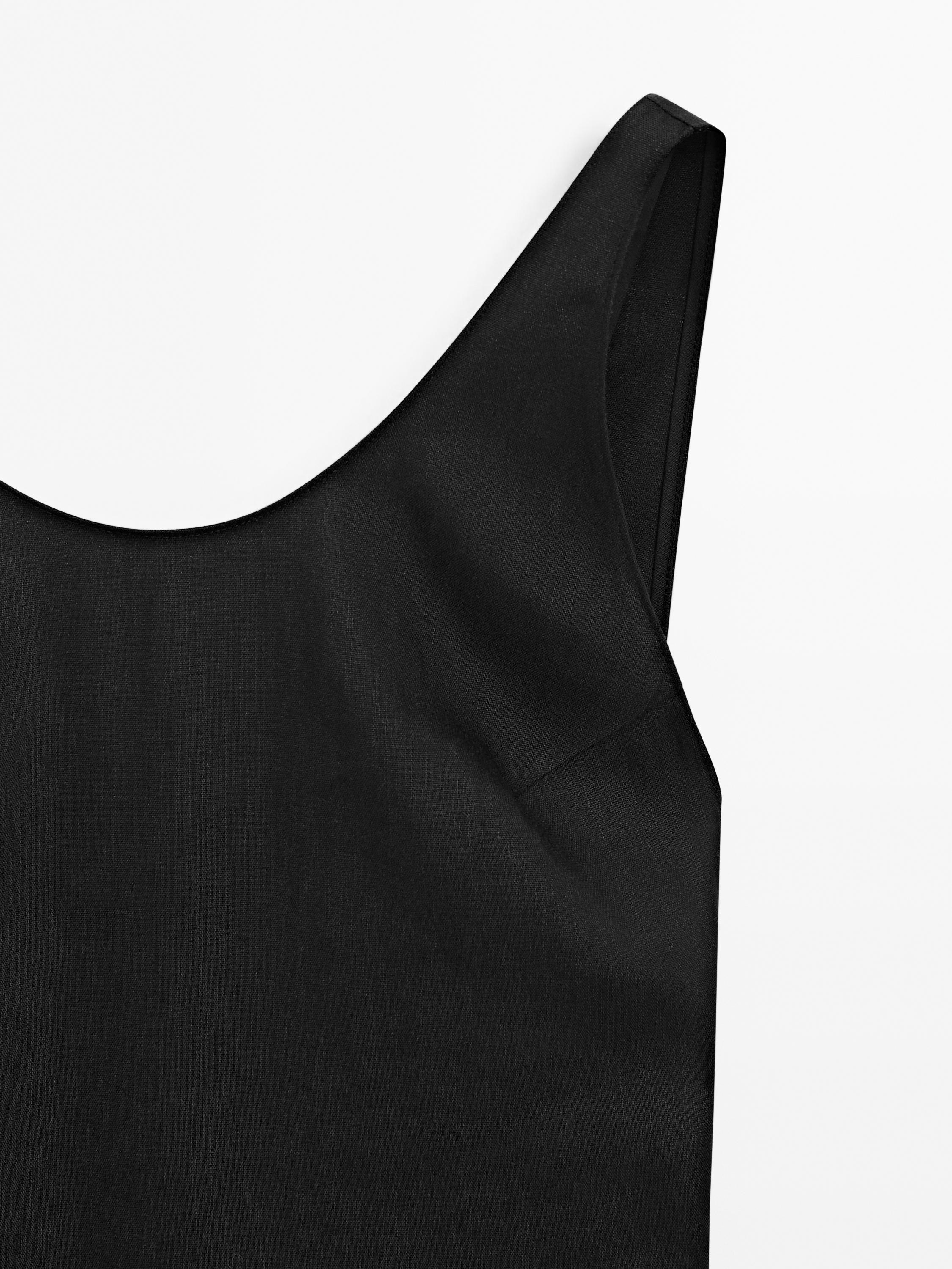 Midi dress with low-cut back