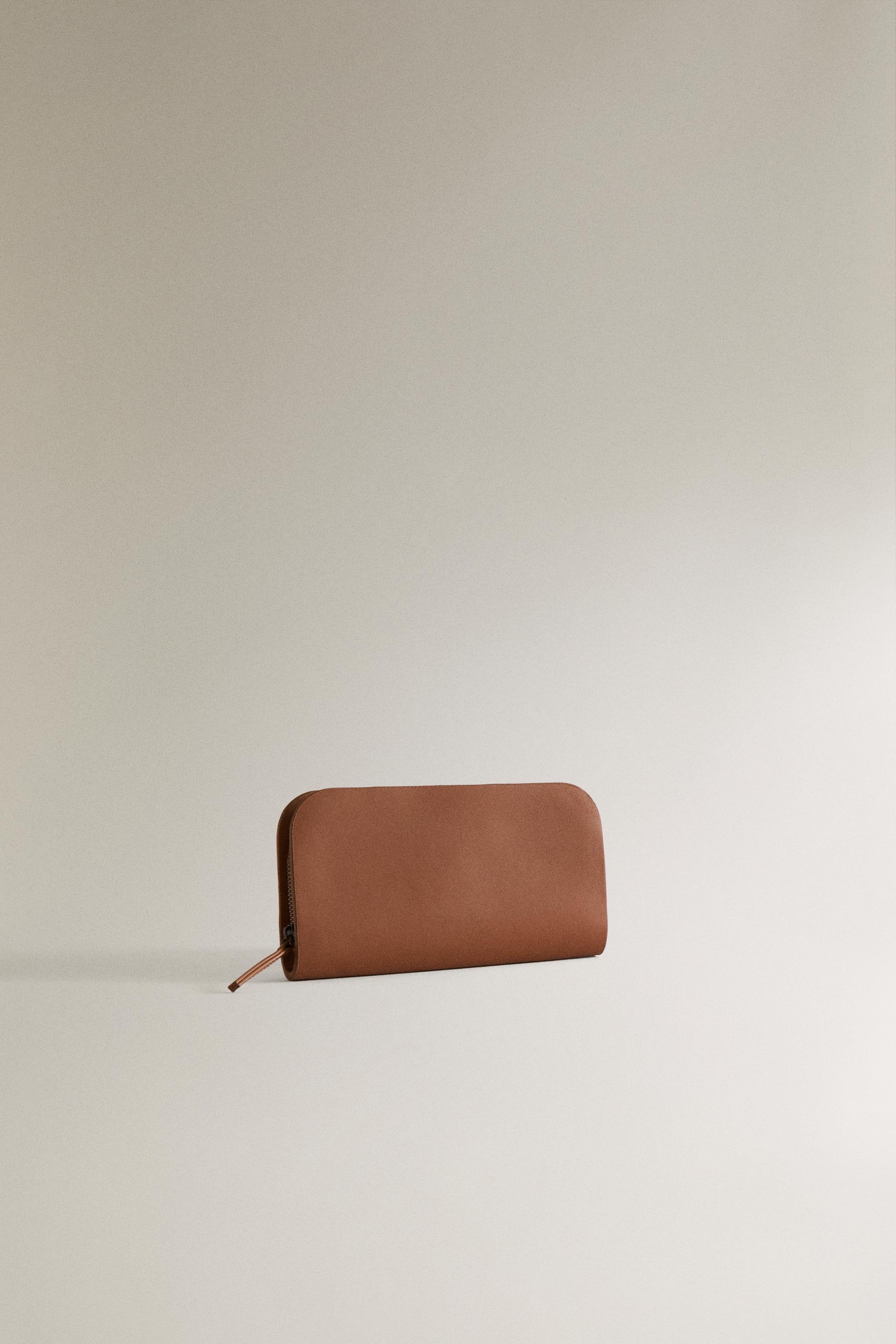 LEATHER WALLET