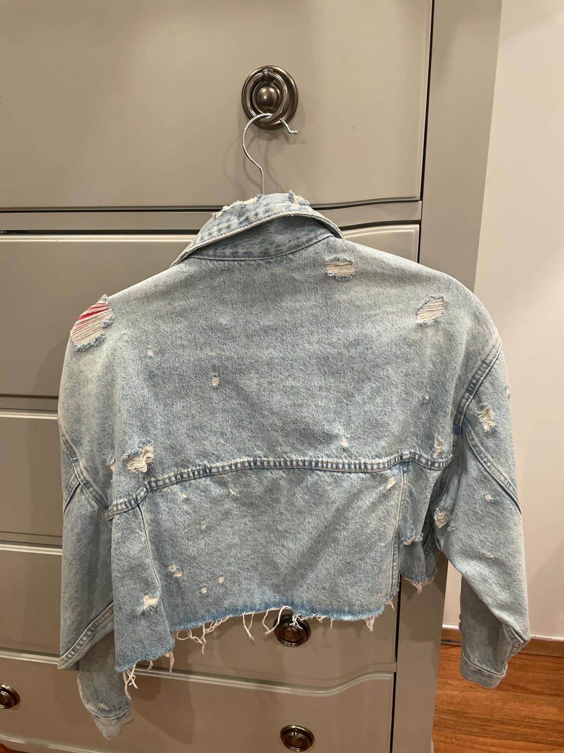 OVERSIZED CROP DENIM JACKET - Image 2