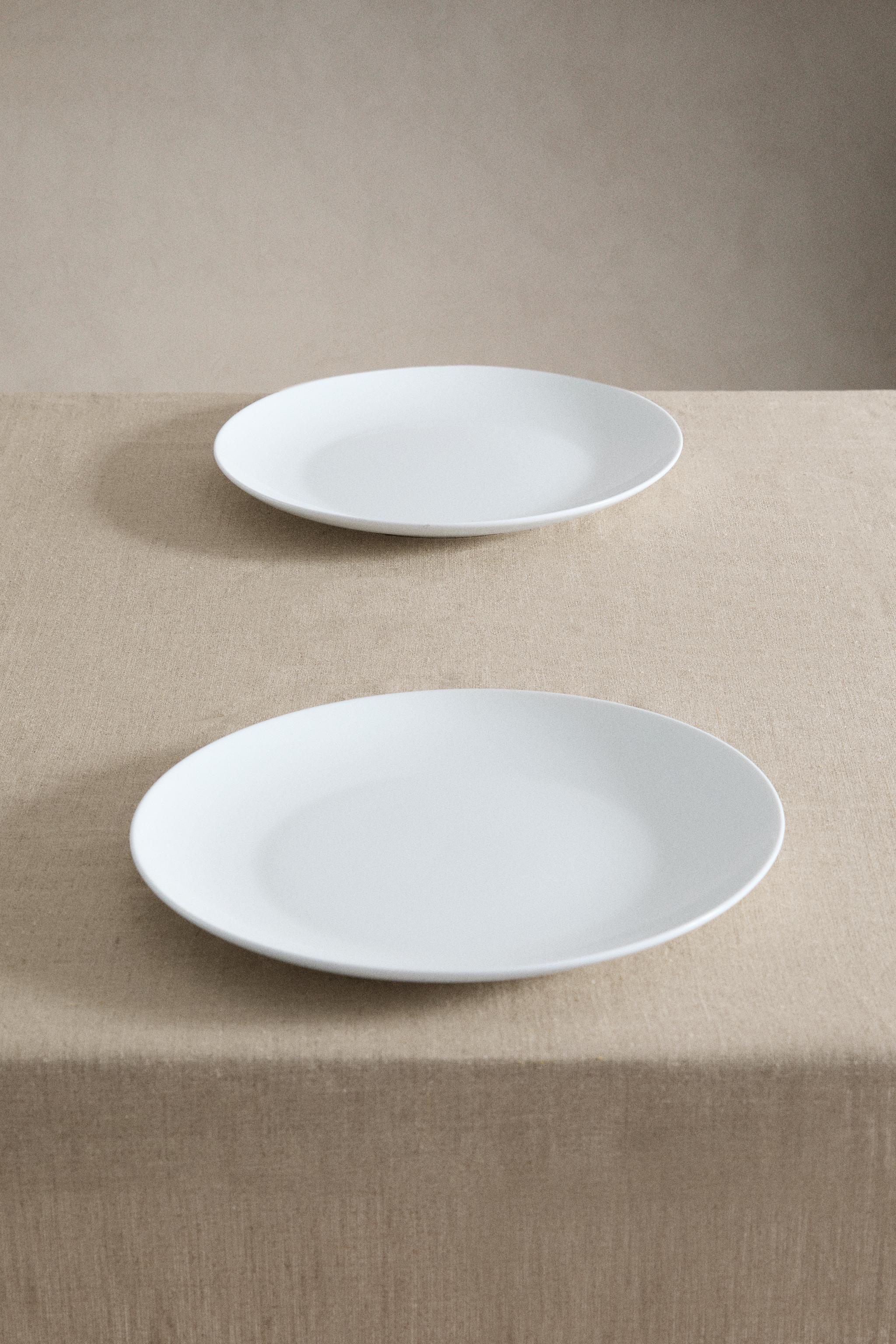 PLAIN LINEN TABLECLOTH — Light beige