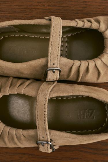 BALLERINES EN CUIR - Gris taupe de Zara - Image 9