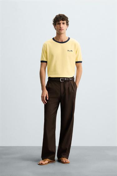 ИЗБЕЛЕНА ТЕНИСКА С РИПСЕНА ПЛЕТКА И БРОДЕРИЯ - Жълто от Zara