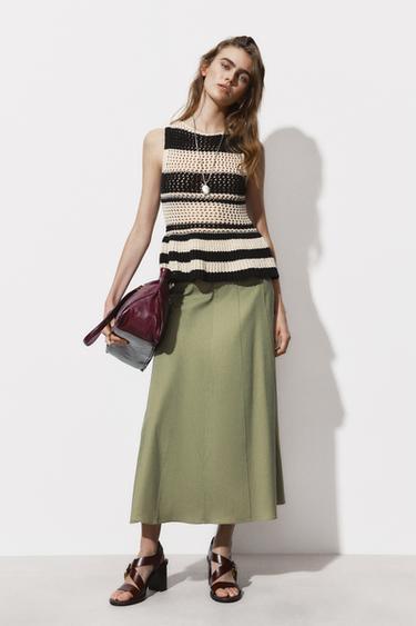FALDA CAPA MIDI  - Khaki claro de Zara