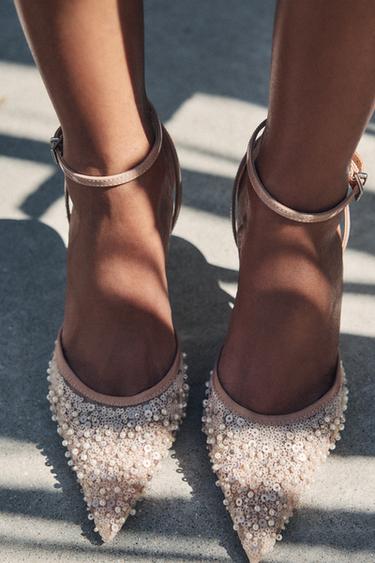 CHAUSSURES À TALONS OUVERTES À L'ARRIÈRE EN MESH BRILLANT - Beige de Zara