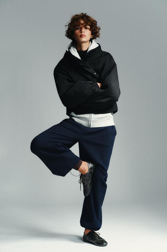 ANORAK CAPUCHA WATER REPELLENT WINDPROOF - Negro de Zara - Imagen 0