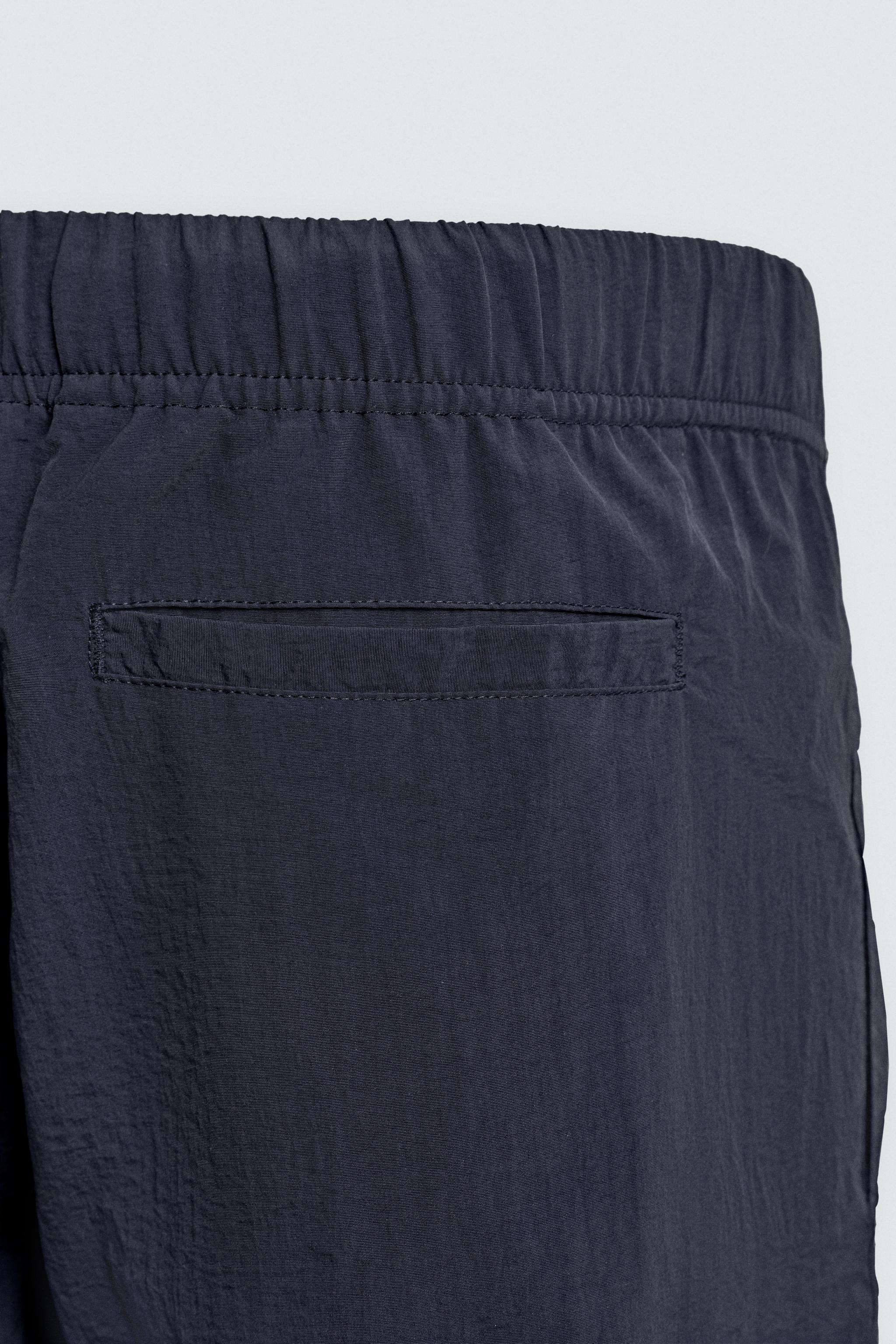 PANTALON TECHNIQUE COUPE DÉCONTRACTÉE