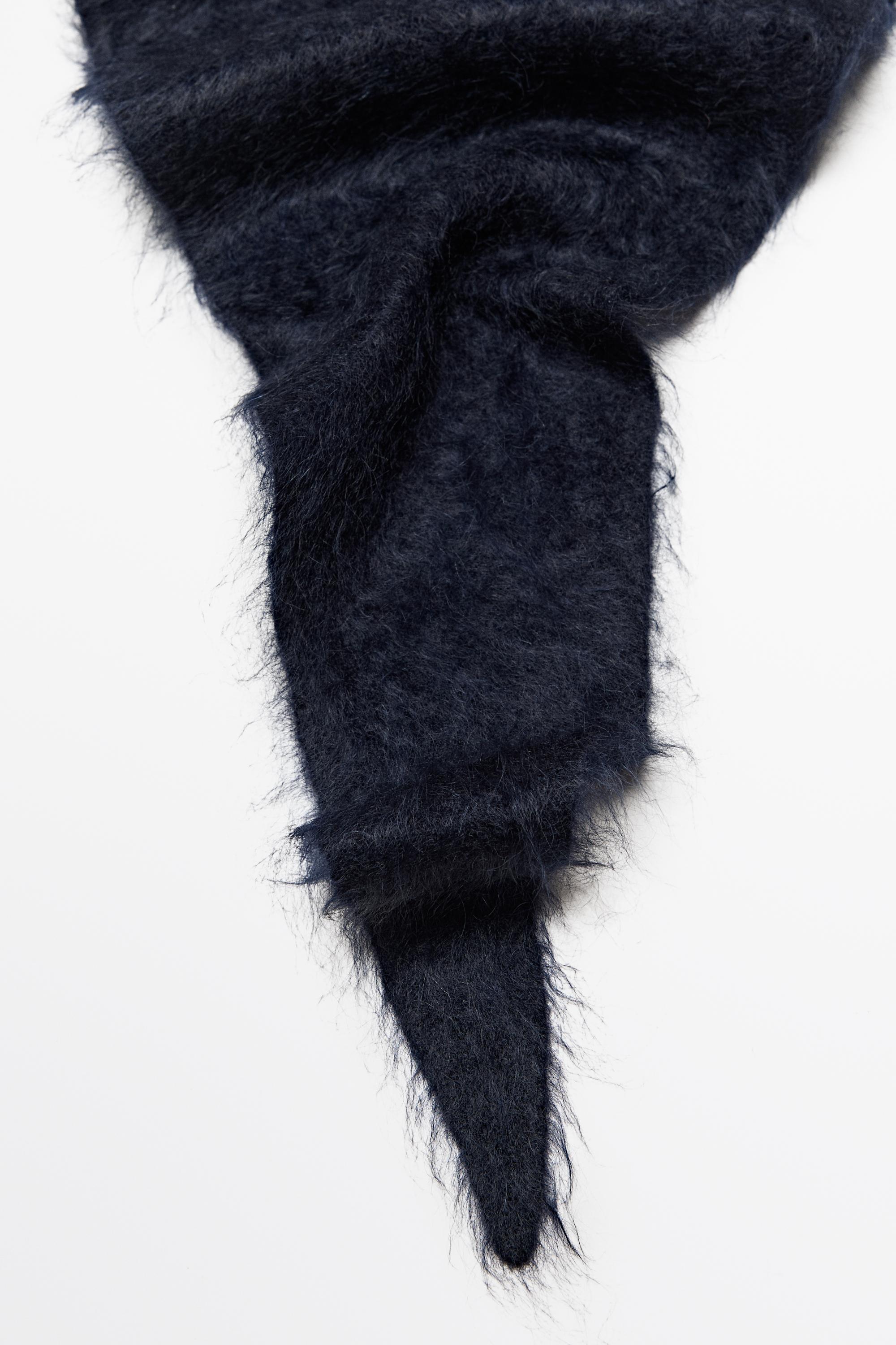 100% cashmere knit bandana