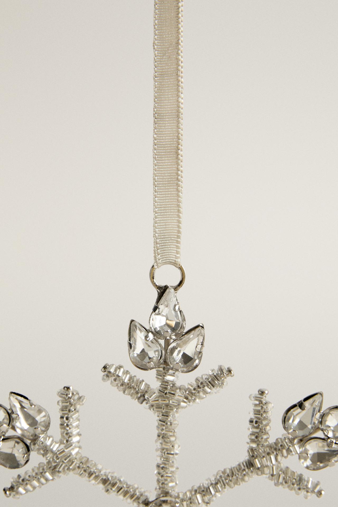 CRYSTAL SNOWFLAKE CHRISTMAS TREE ORNAMENT — Silver