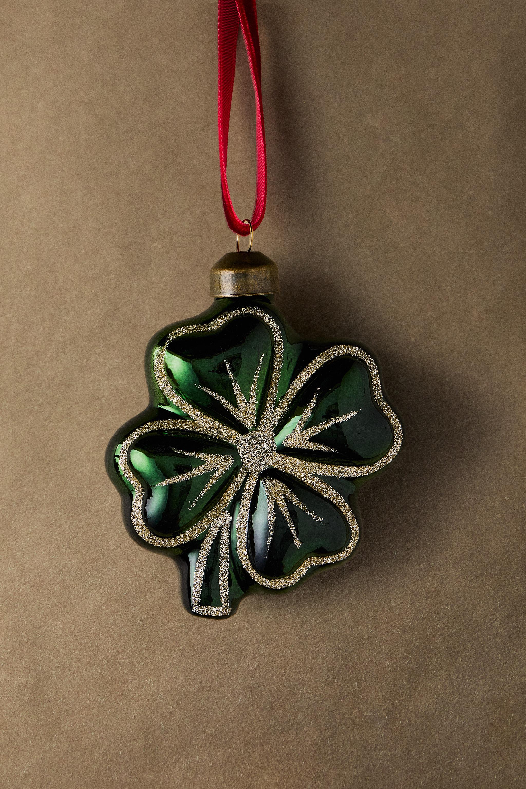 GLASS CLOVER CHRISTMAS TREE DECORATION