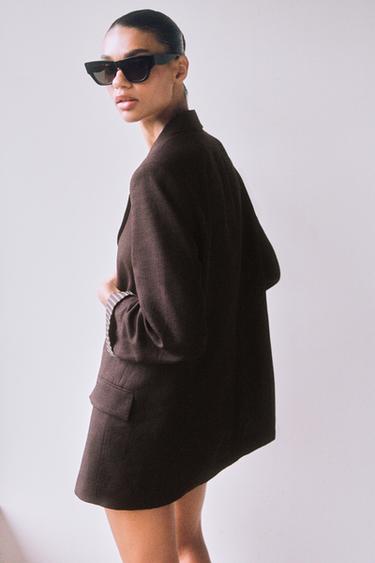 БЛЕЙЗЕР ИЗ ЛЬНА С ПОДВЕРНУТЫМИ РУКАВАМИ — ТЕМНО-КОРИЧНЕВЫЙ от Zara