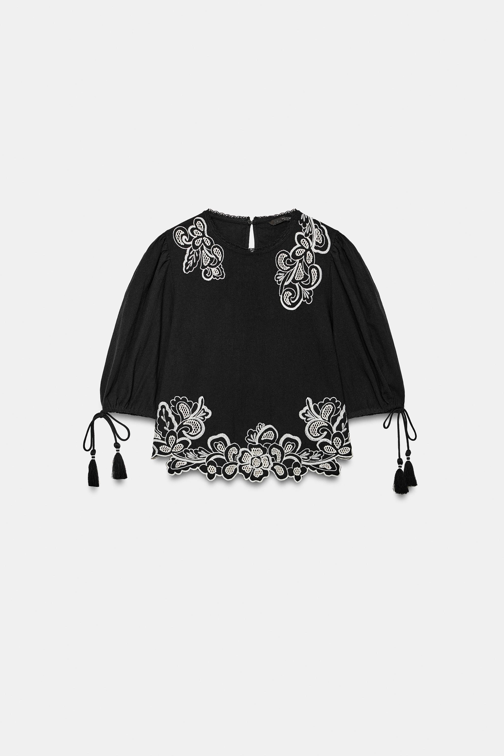 PUFF SLEEVE EMBROIDERED BLOUSE