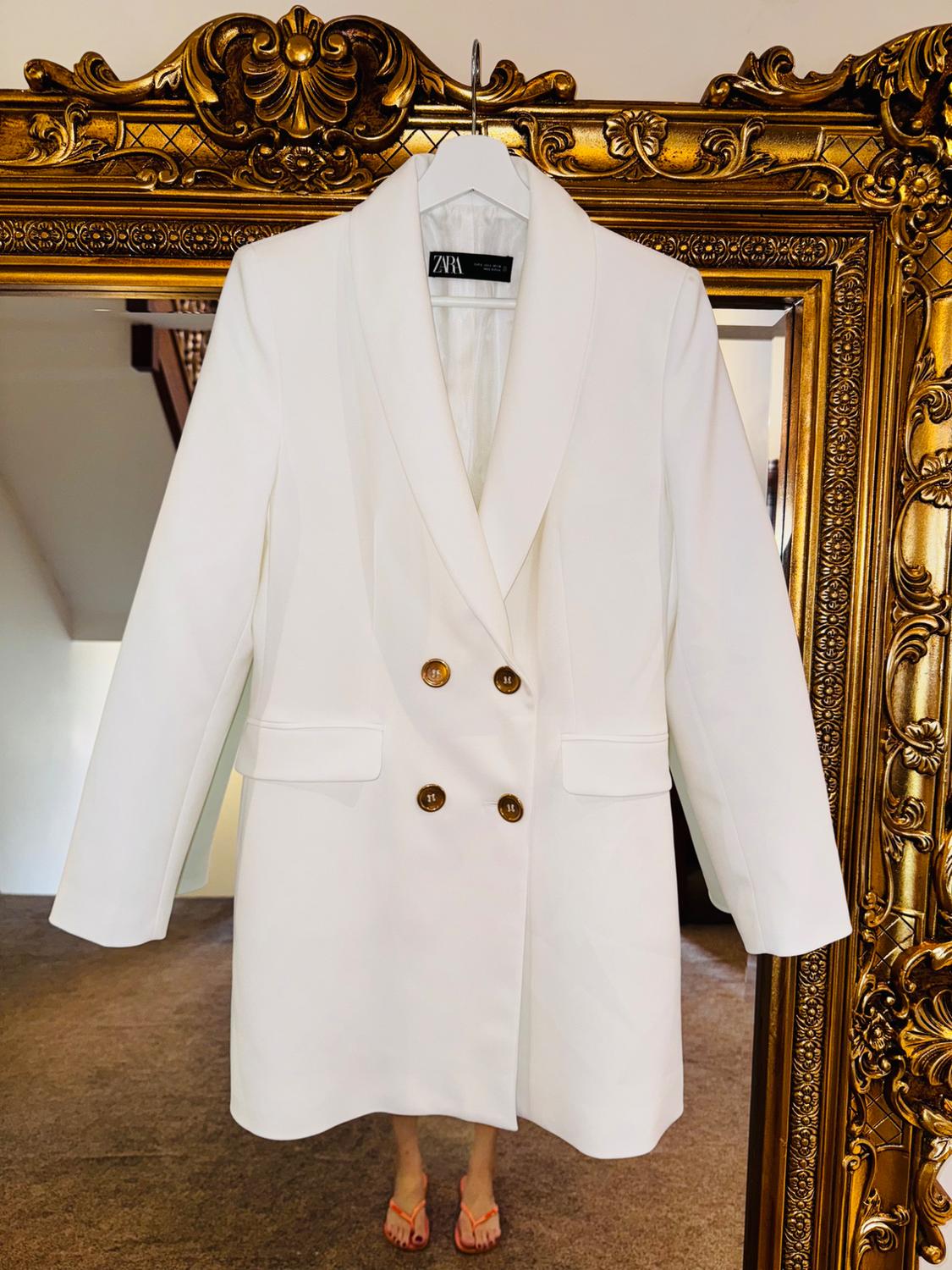LONG DOUBLE-BREASTED BLAZER