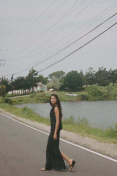 ROBE LONGUE DOS NU - Noir de Zara - Image 1
