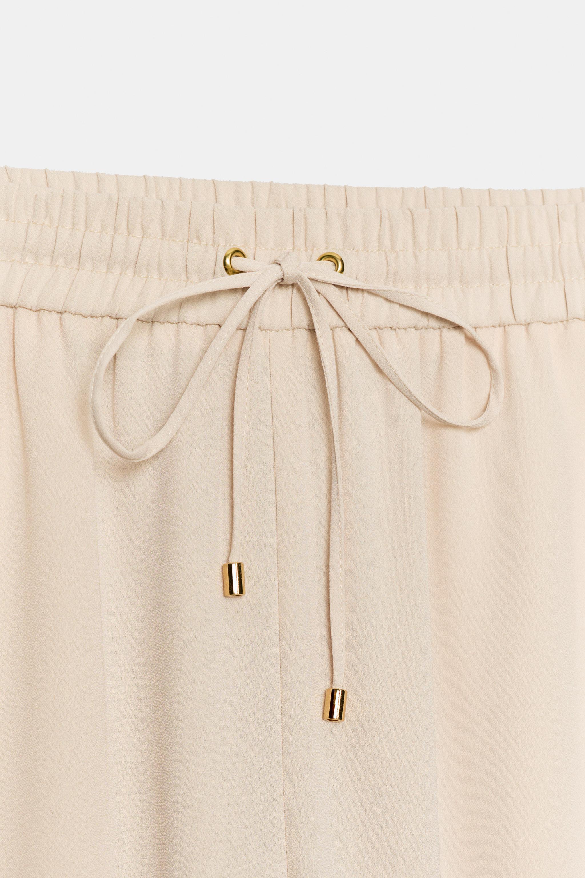 Zara Lastikli Bele Sahip Dökümlü Pantolon görsel 8