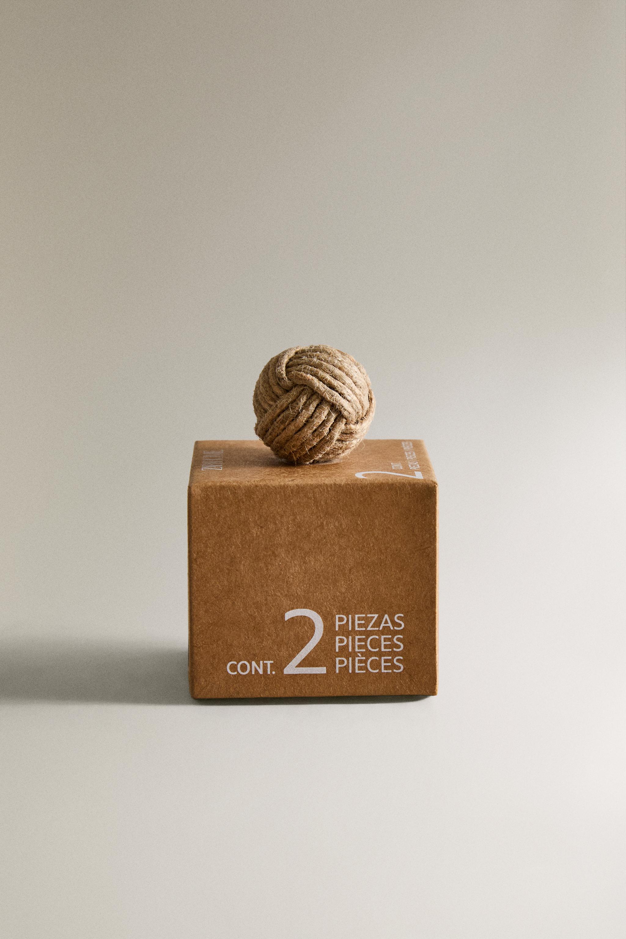 SET OF KNOT KNOBS (SET OF 2) - Light beige | ZARA United States