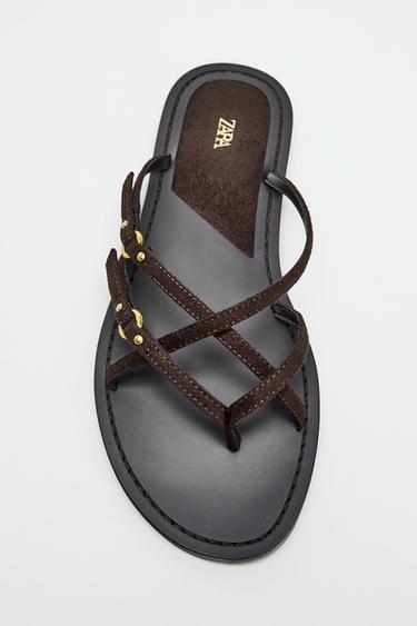 SANDALIA PLANA TIRAS - Marrón de Zara
