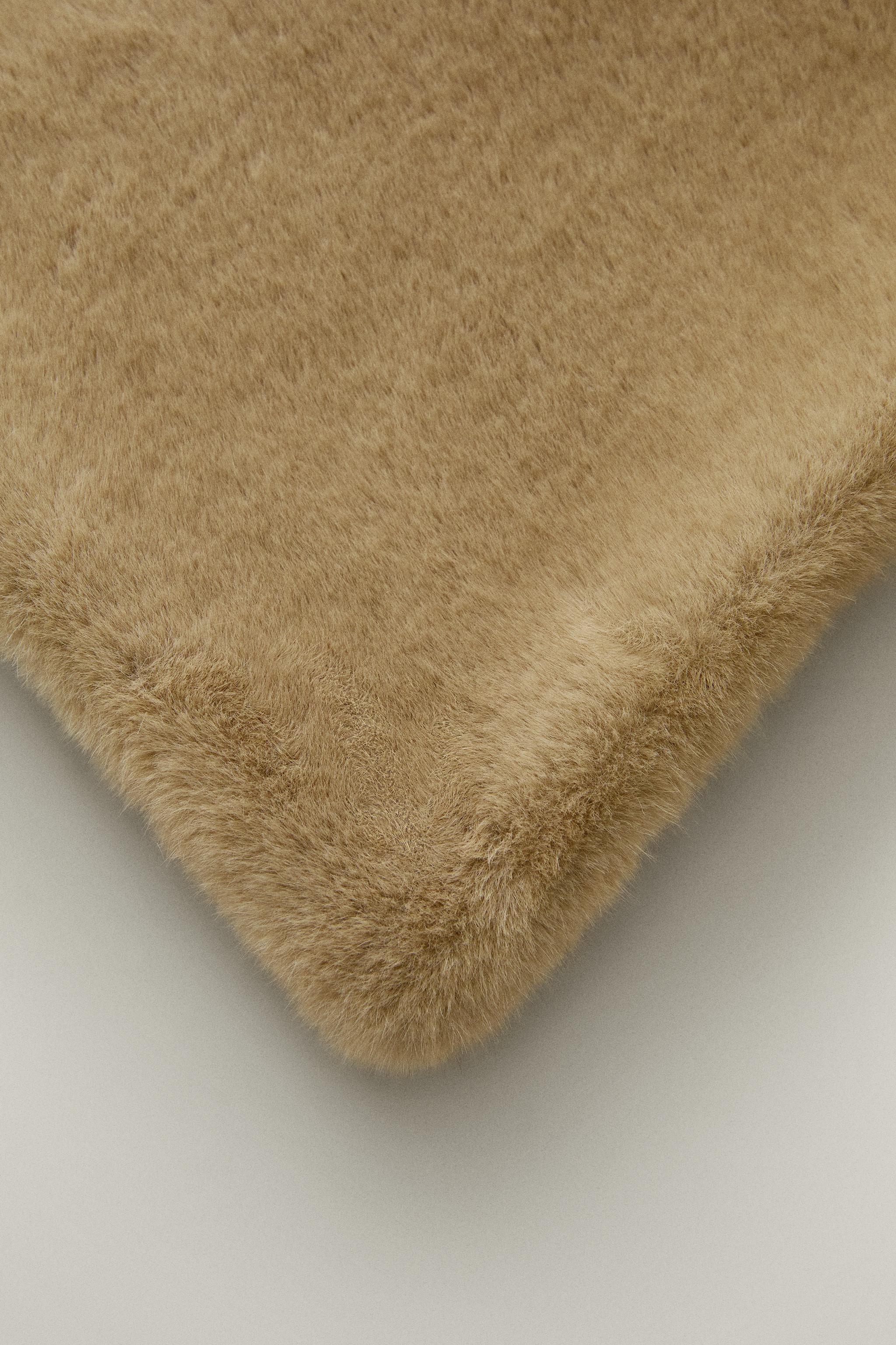 COUVERTURE FOURRURE DÉGRADÉ