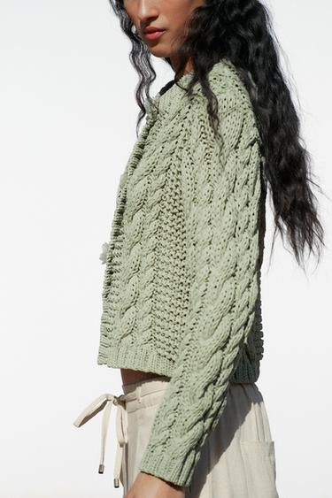 GILET EN MAILLE À BOUTONS FLEUR - Vert clair de Zara - Image 1