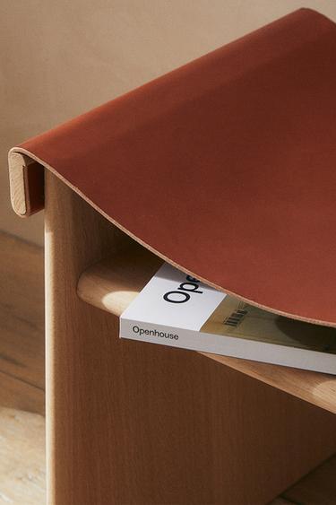 STOOL 02 - Light beige by Zara