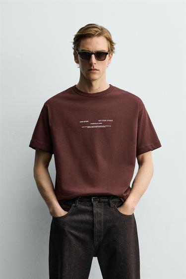 RELAXED FIT GRAPHIC T-SHIRT - Burgundy by Zara