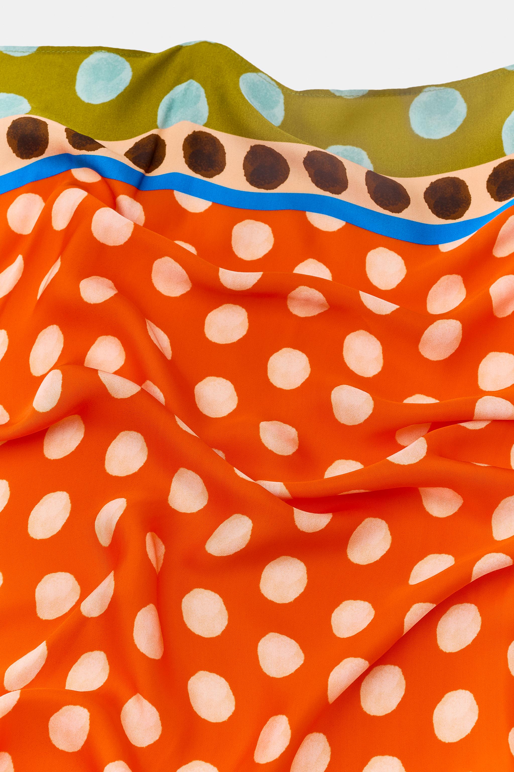 FOULARD 100 % VISCOSE À IMPRIMÉ À POIS