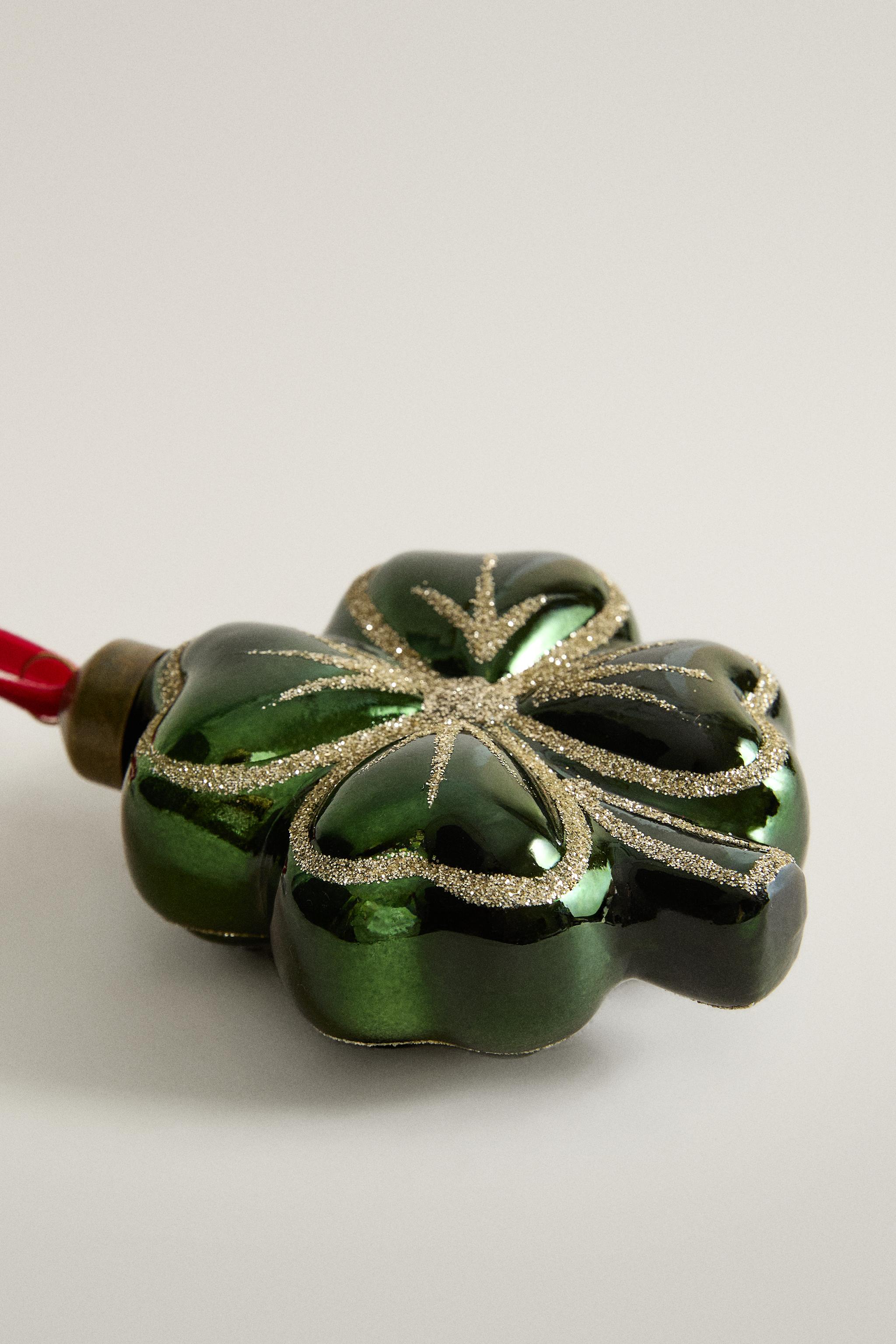 GLASS CLOVER CHRISTMAS TREE DECORATION