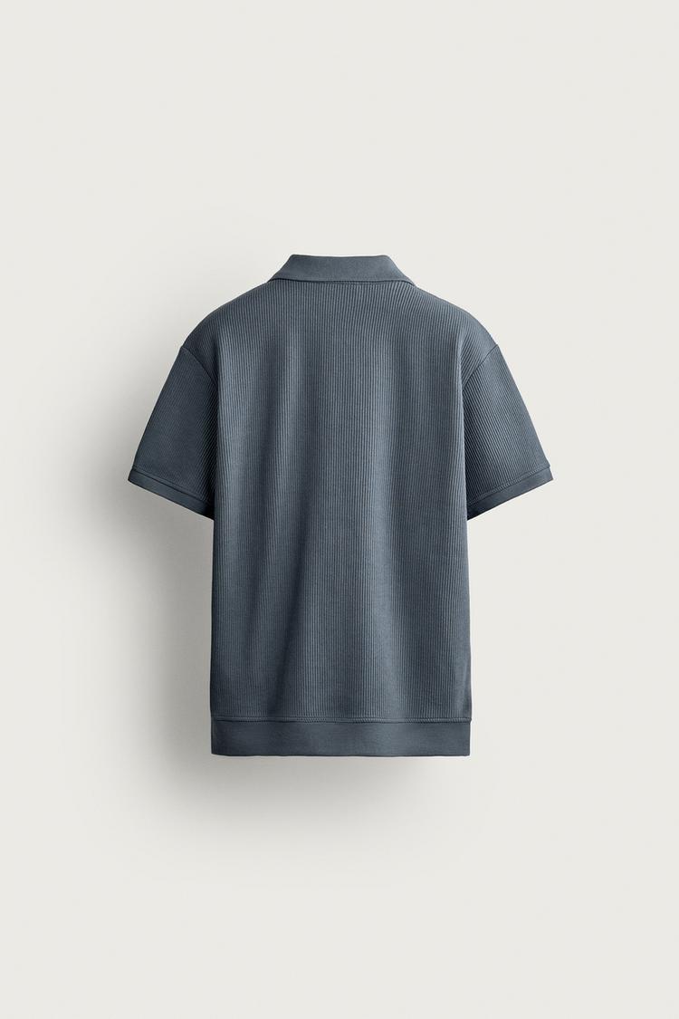 POLO DE TEXTURA VERTICAL DE CORTE REGULAR 7