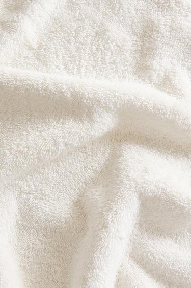 BATH TOWEL WITH EMBROIDERED LINEN APPLIQUÉ - Oyster-white by Zara - Image 4