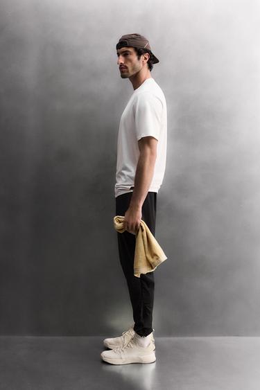 T-SHIRT TECHNIQUE MÉLANGE DE COTON - Blanc de Zara - Image 3