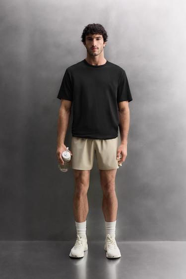 SHORT D'ENTRAÎNEMENT BASIQUE - Sable de Zara