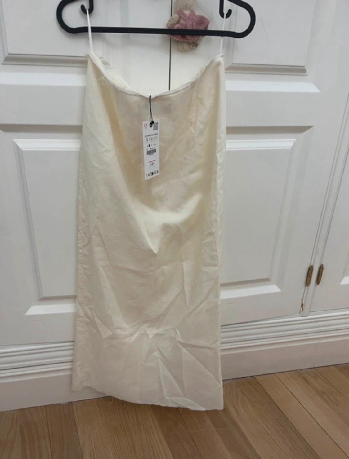 ZW COLLECTION BUTTONED MIDI SKIRT - Image 2