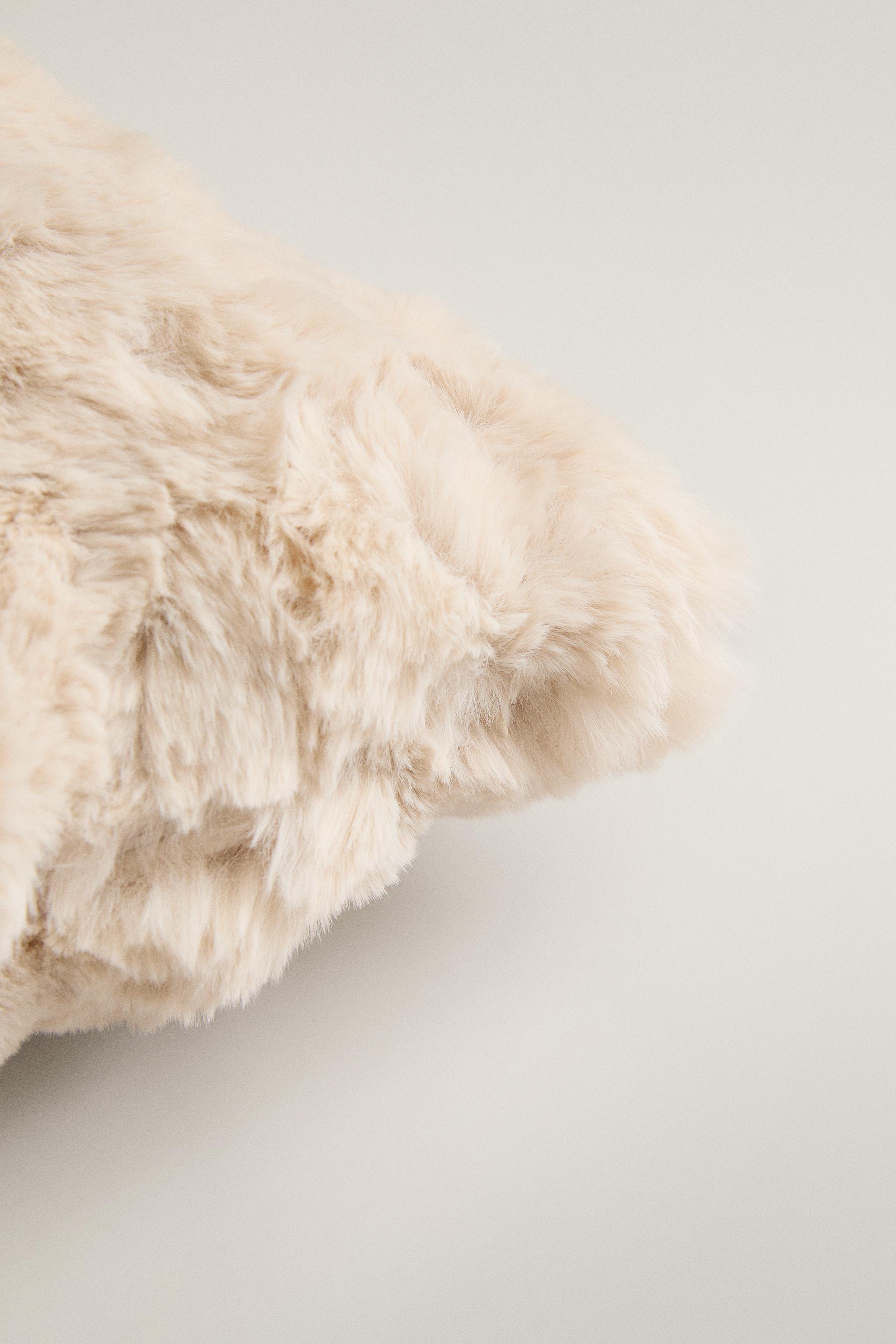 HOUSSE DE COUSSIN FOURRURE