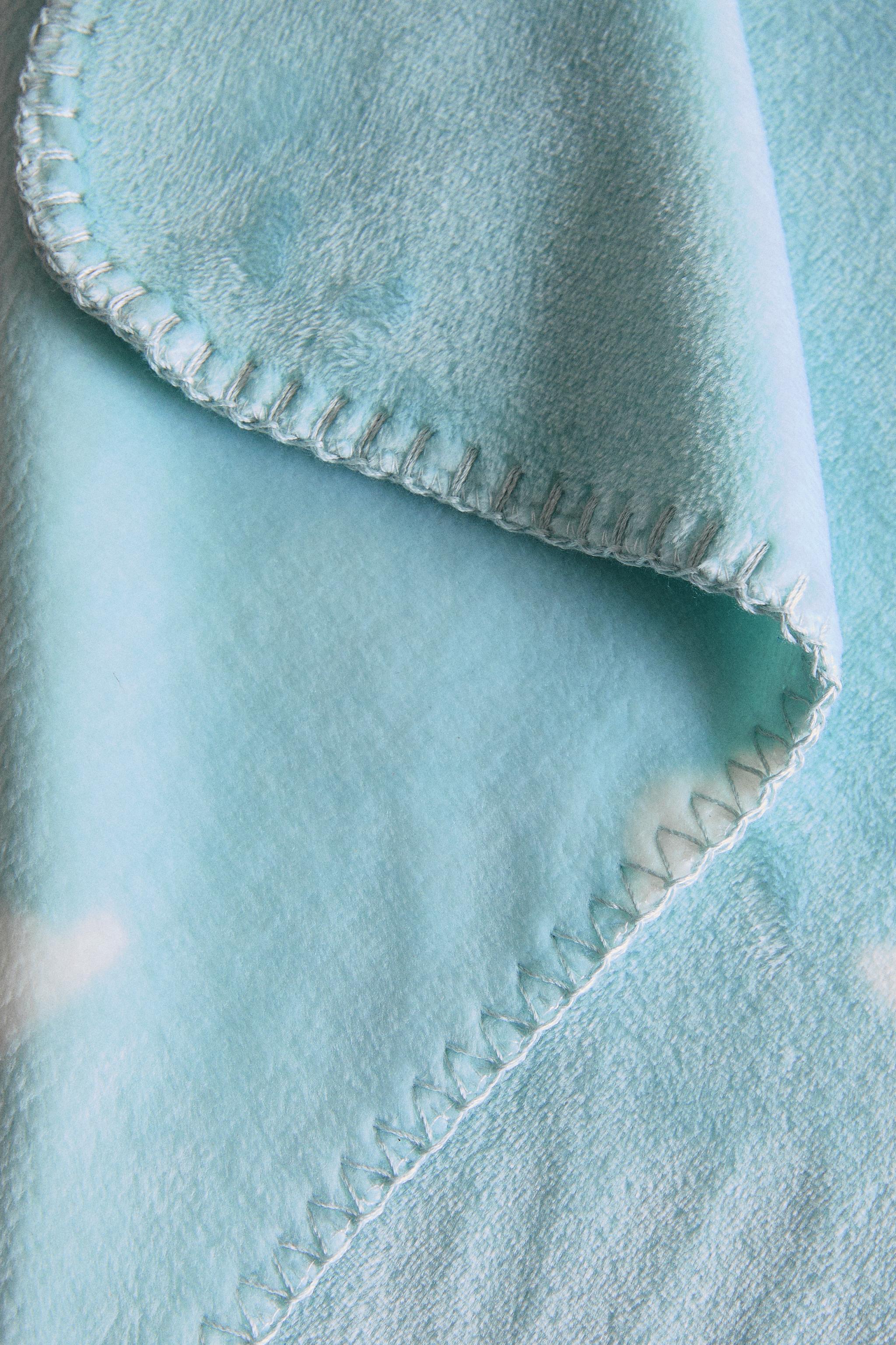 PLAID POLAIRE ENFANT NUAGES