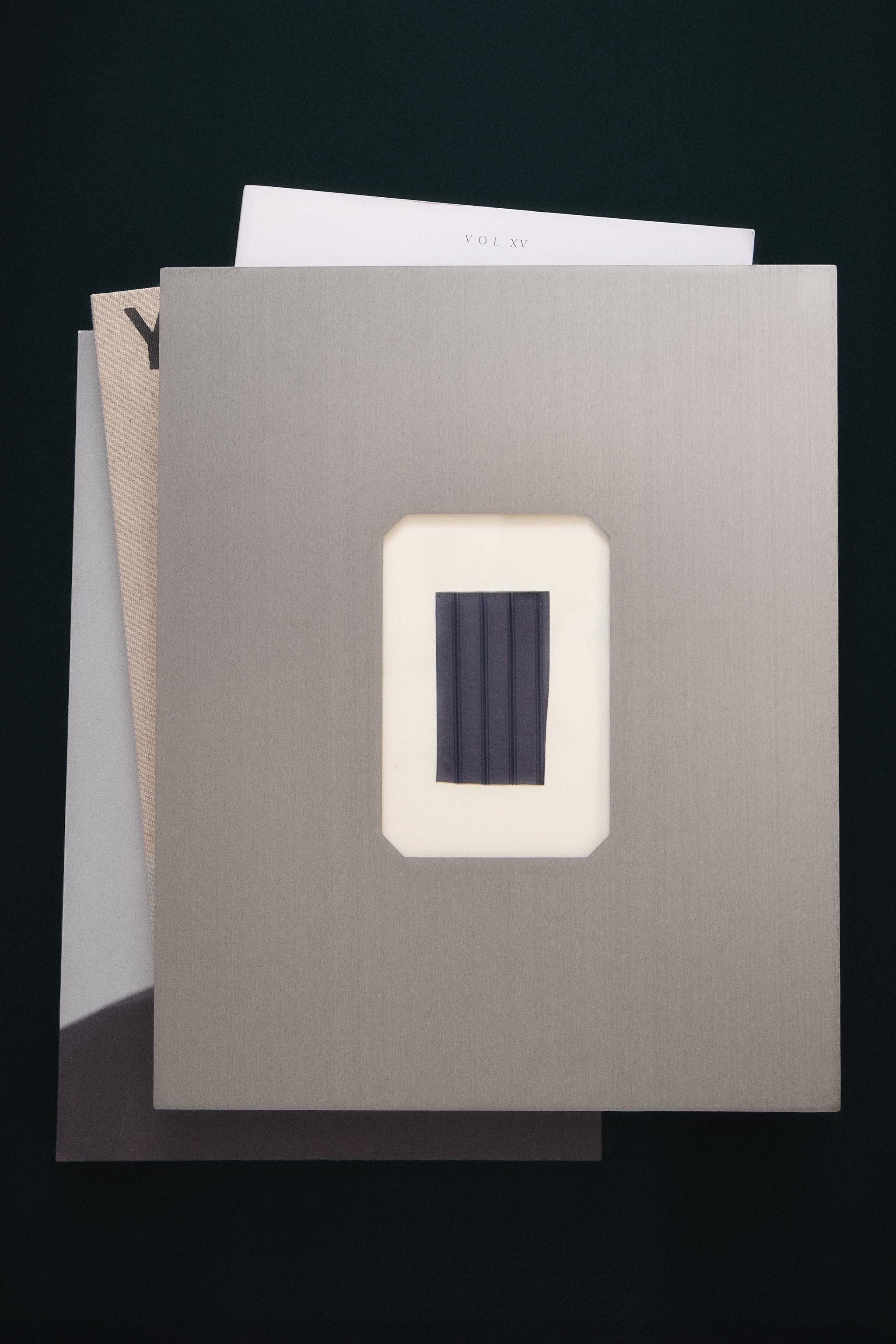 METALLIC PICTURE FRAME — Silver