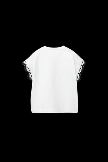 T-SHIRT MIT HÄKELÄRMELN - Weiß / Schwarz von Zara