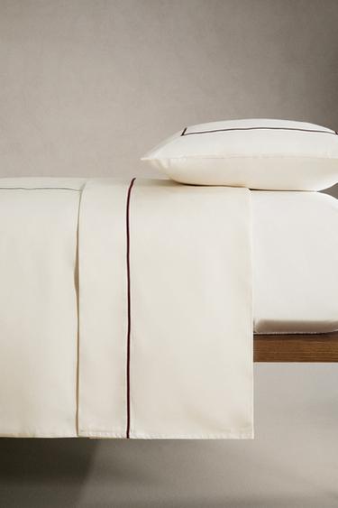 SATEEN DUVET COVER WITH TRIM - Burgundy by Zara - Image 2
