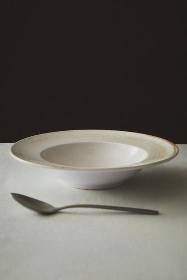 ASSIETTE À PÂTES EN GRÈS - Écru de Zara - Image 5