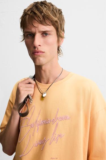TEXTURED PRINT T-SHIRT - Orange de Zara - Image 4